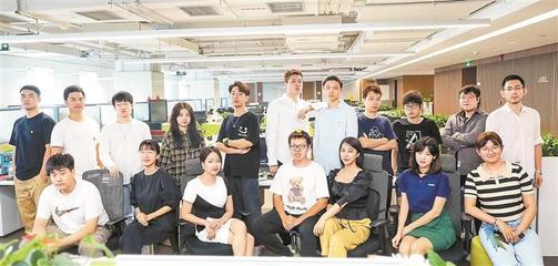 深圳商報(bào)聯(lián)合四大事務(wù)所，以專業(yè)設(shè)計(jì)打造強(qiáng)大新媒體中臺(tái)